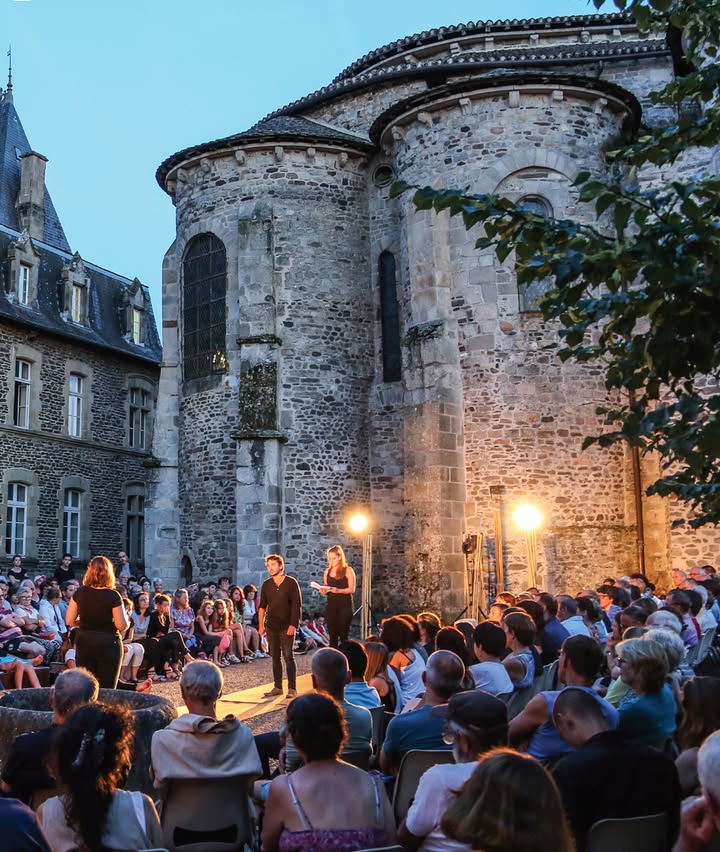 Uzerche, la perle du Limousin